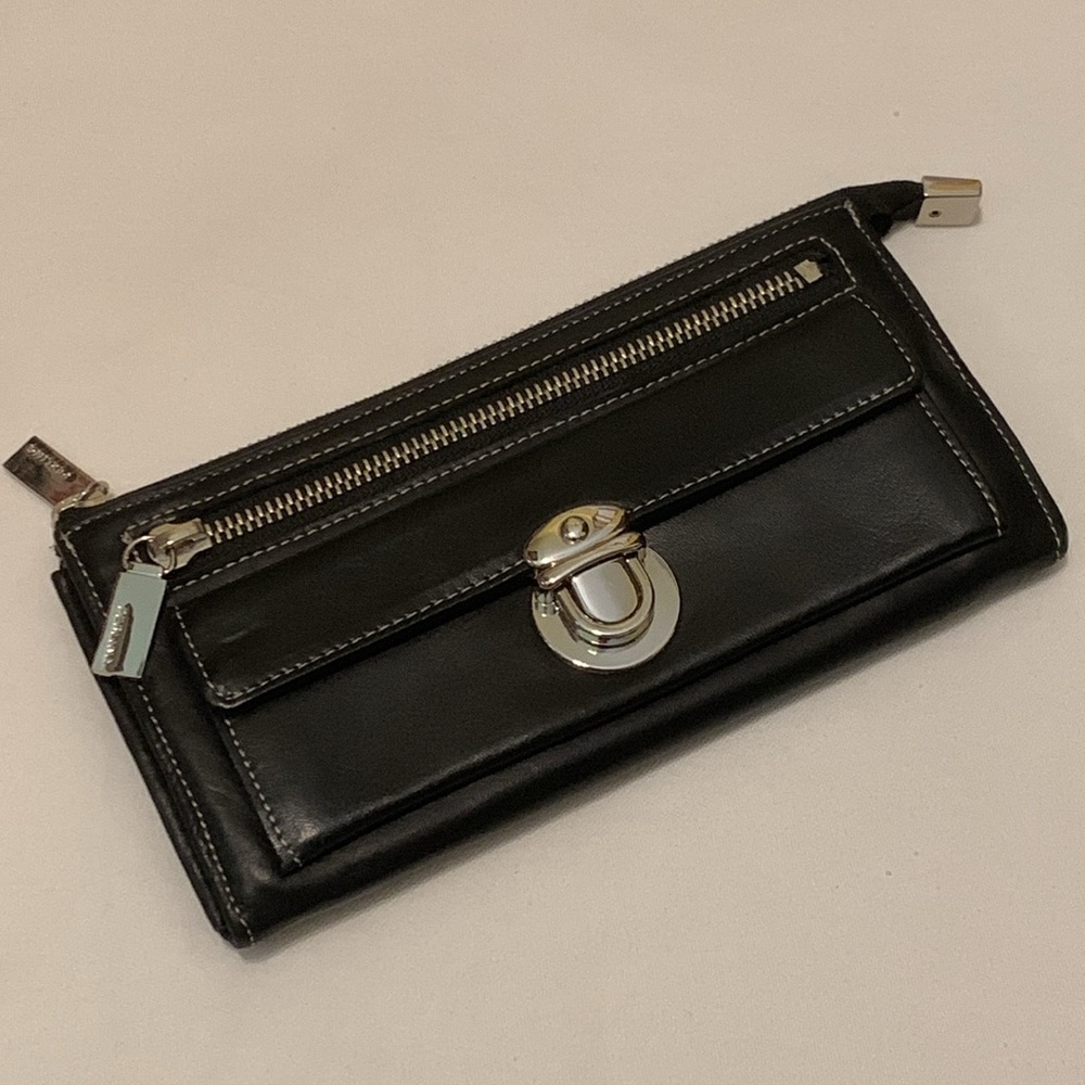 NWT Perlina Black Genuine Leather Zipper Wallet - Picture 3 of 8
